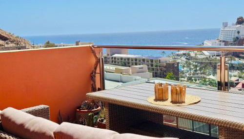 Apartment with views of sea and mountains - Photo 2