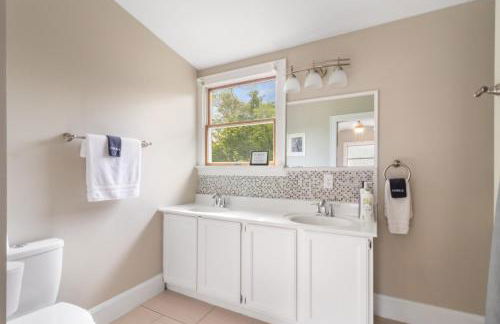 Spacious 3 bed 2 and a half bath 2pk spot - Foto 12