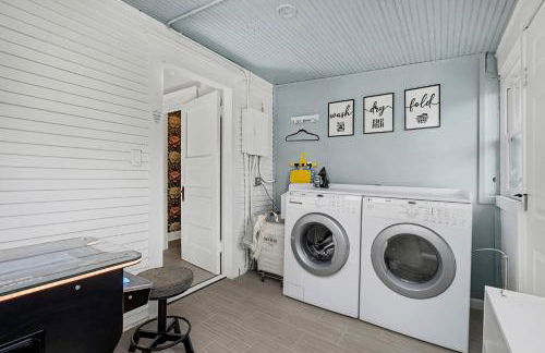 The Wild Peony Walk to Old Town FC and CSU Campus - Foto 16