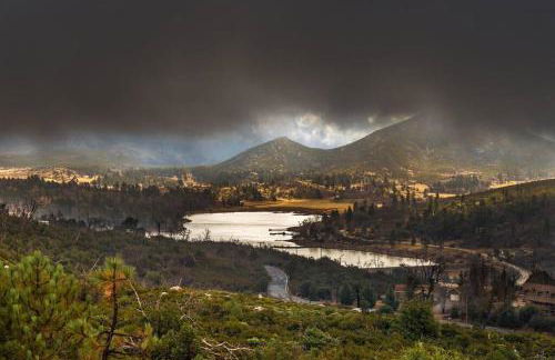 A LIVING CANVAS Amazing Lake View Custom Home - Foto 21