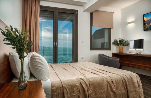 Violet Beach Front Private Villa - Foto 10