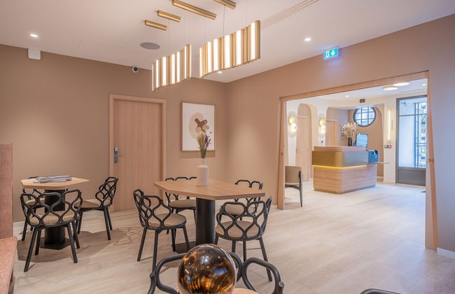 Yuna Porte Maillot - ApartHotel - Photo 16