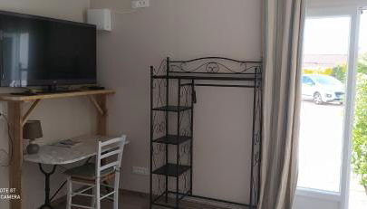 Gite Chambre Cuisine Parking à St Georges d'Oléron - Foto 2