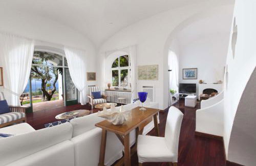 Amore Rentals - Villa Lo Scoglio - Foto 72