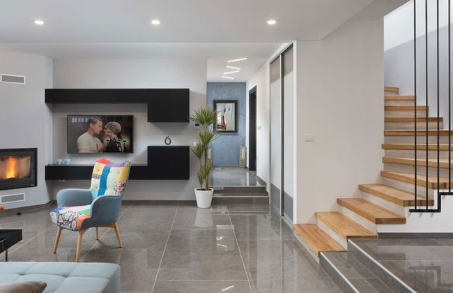 Villa With Pool Surrounded by Woods in Labin - Foto 9