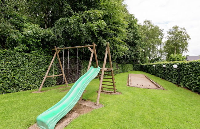 Holiday Home with Sauna, Garden, Terrace, BBQ & Fireplace - Photo 35