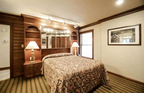 Steamboat Condo at Sunburst Resort close to Skiing Dining and more (SR) - Foto 10