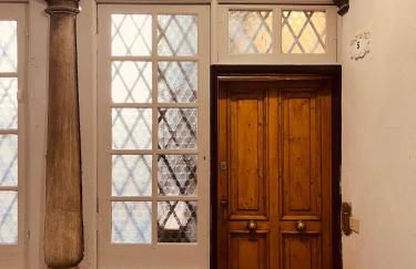 Historic design house near aquarium - Foto 8