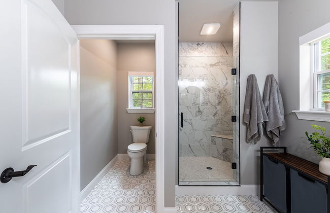 Luxuriously Lakeside by Avantstay Lakefront Retreat w Game Room - Foto 39