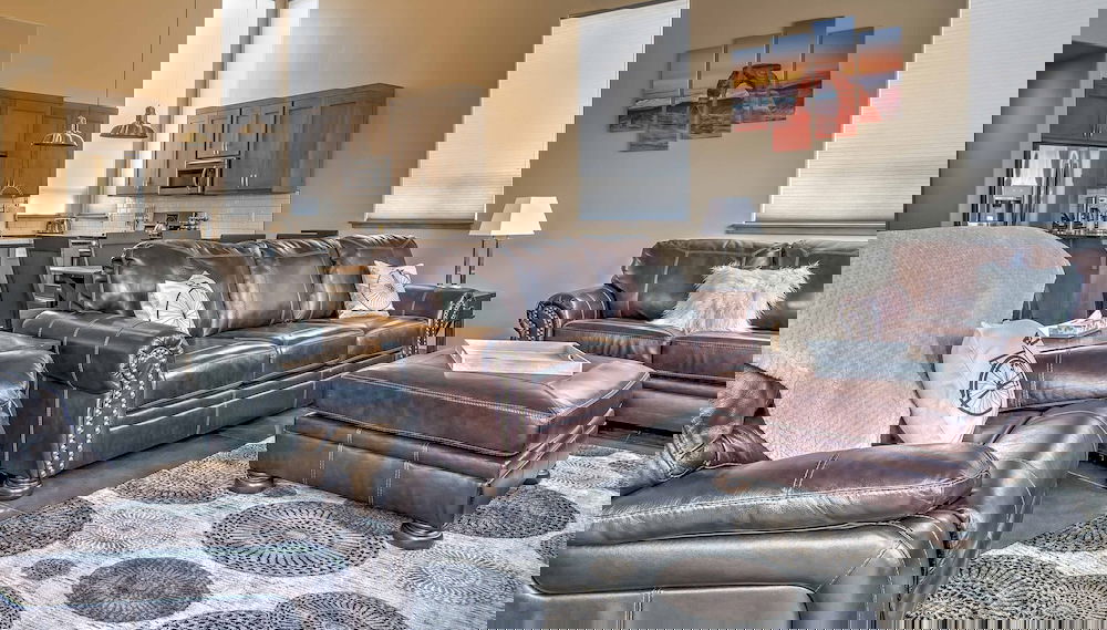 Upscale Moab Home w/ Redrock Views+hottub & Patio - Photo 1, Primary image