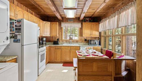 3BR Mountain Cabin-Near Beach & Slopes - Foto 2