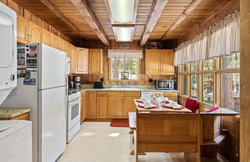3BR Mountain Cabin-Near Beach & Slopes - Foto 2