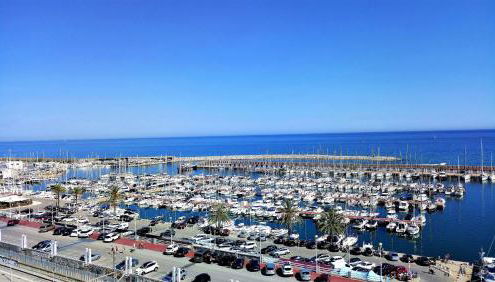 Marina Port & Beach-Apartment - Photo 2