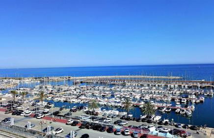 Marina Port & Beach-Apartment - Photo 2