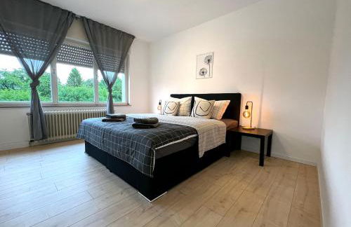 One Bed and One Sofa Bed, Self Check in, Invoice - Foto 3