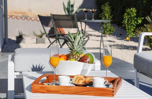 Casa BELLADONNA with Heated pool and Kids Playground - Photo 6