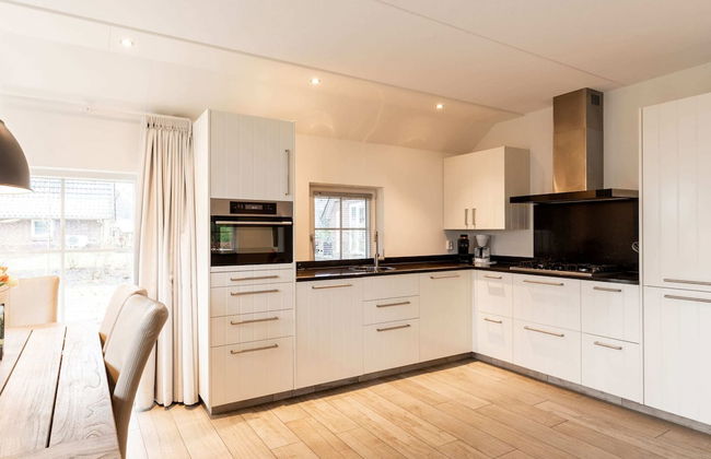 Family Villa + Sauna & Sunroom - Foto 6