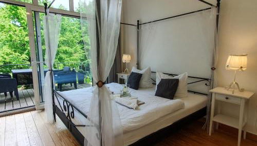 DEUTSCHE OSTSEEVILLA - große Villa mit Sauna, Spielplatz, PKW-Stellplätze, großer Garten - Foto 3