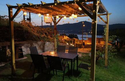 Villa Rosa Apartamentos en casa rural con vistas panoramicas a la ria - Foto 7