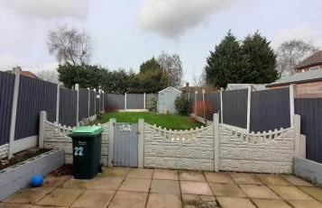 Ladbury House in Walsall near M6, Walsall Uni and Hospital, with free parking and easy access to Birmingham city centre and West Bromwich, only 20 mins to NEC and Birmingham airport, 15 mins to Villa Park, Great for contractors! - Foto 14