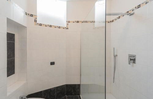 Villa Clara Parking,WiFi,Jacuzzi on Lake Como - Foto 37