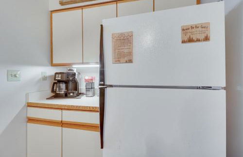 All-Season Fun! Wintergreen Resort Condo with Views - Foto 11