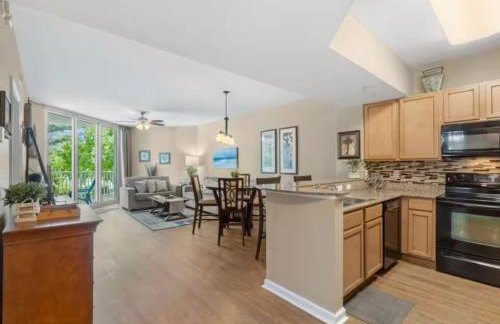 Heart of Destin, Pool Paradise! - Photo 20