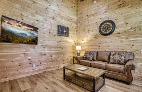 Kitt's Cottage, Pickleball Court, Creek, WIFI, Mountain Views, Starting at 79" - Foto 5