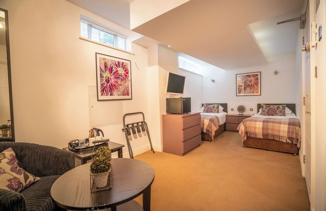 Pod Rooms - Nell Gwynn House Apartments - Photo 23