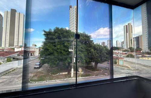 Apartamento espaço completo no Brisamar com 2 suítes e 1 quarto opcional - Foto 18