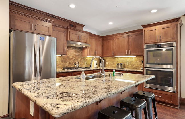 Tahoe Woods Villa - Walk to Beach and Gondola/ Heavenly Ski - Foto 13