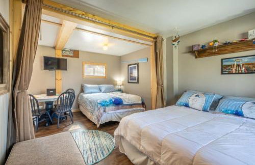 Blue Water Bungalows - Photo 11