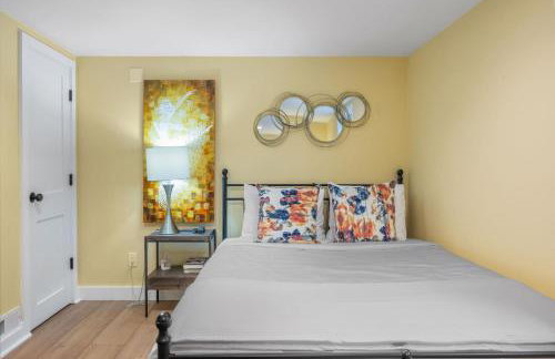 3 BR Loyal Heights Charmer Patio and Lawn - Foto 22