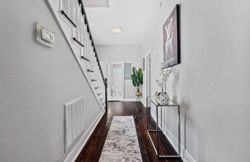 West High 3BR Private Backyard Petersburg Gem - Foto 7