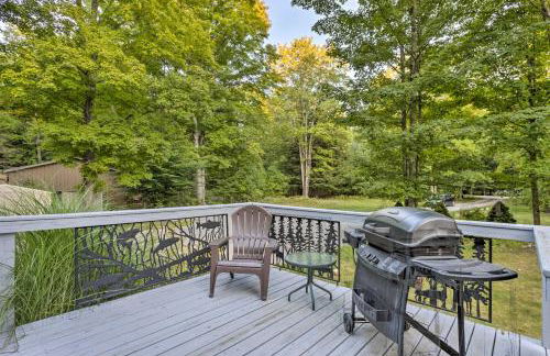 Charming Thompsonville Home with On-Site River! - Foto 2