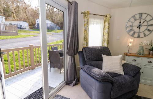 98 The Heron - Photo 3