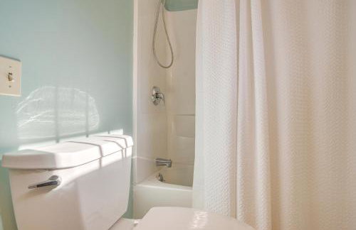 Walk to Grays Beach Park Kingston Seaside Escape - Foto 15