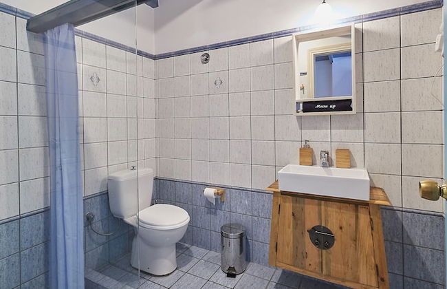 Kerame Studios - Photo 52