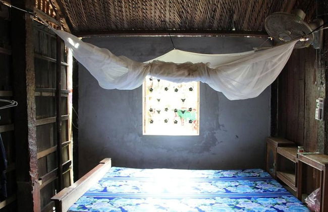 Peaceful Homestay in the Middle of Fruit Garden - Room With Four Double Beds - Foto 2