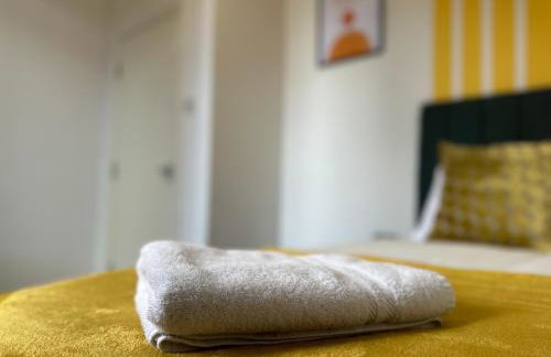 Great offers on Long Stays!! LaLuNa Apartments - Foto 63