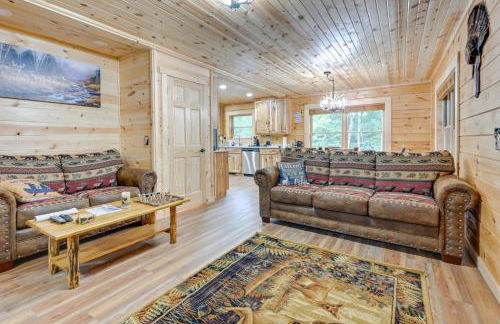 Adams Cabin with Game Room and Fire Pit - Foto 5