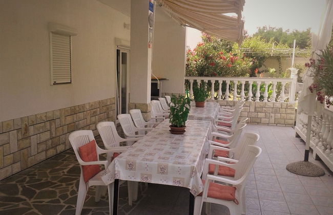 Holiday House Perkic mm - Photo 13