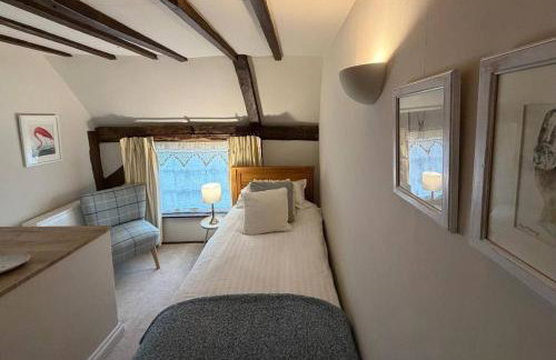 Pretty Cottage in Harleston, Norfolk, dog friendly - Photo 11