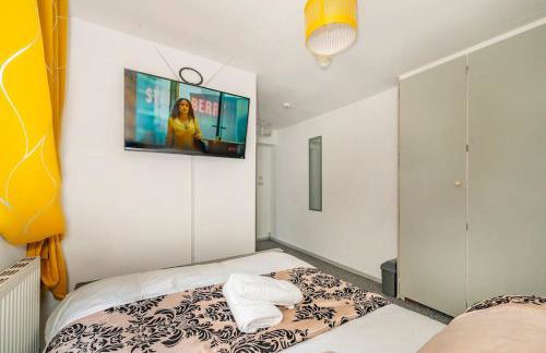 *F6GH For your most relaxed & cosy stay + FREE PARKING & WiFi - Photo 10