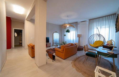 Henry's House luxury urban apartment - Photo 38