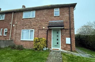 Comfy, king bed families & Contractors welcome - Foto 6