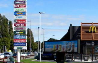 Sophisticated Home with Beautiful & Large Garden - Foto 13