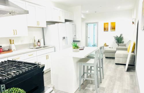 Newly Built Stylish Modern 2B In LA - Foto 73