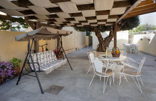 Garden House by Estia - Photo 6