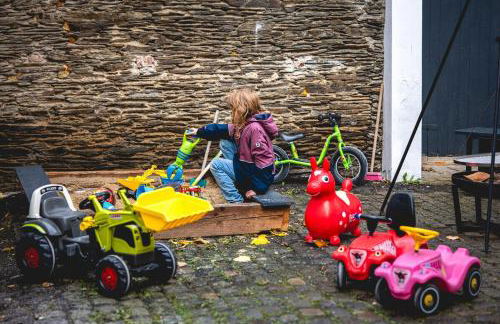 Hofgut Eveshausen Familienquartier Chalet 6-11 Gäste - Foto 3